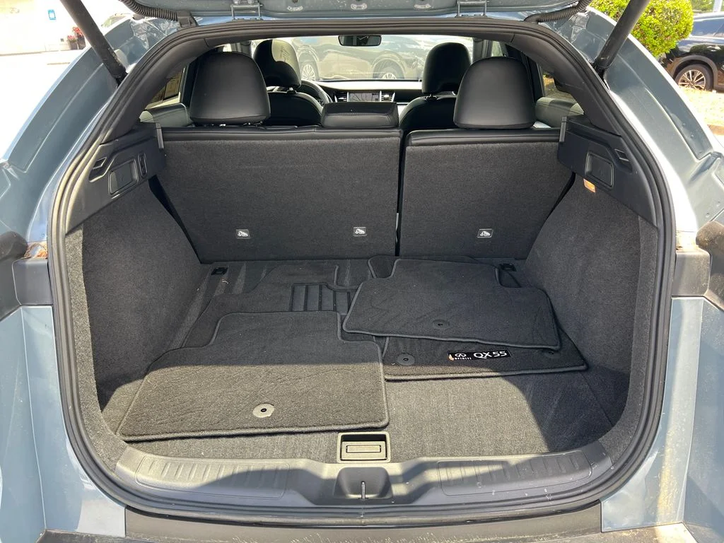 2025 INFINITI QX55 Essential - Photo 18