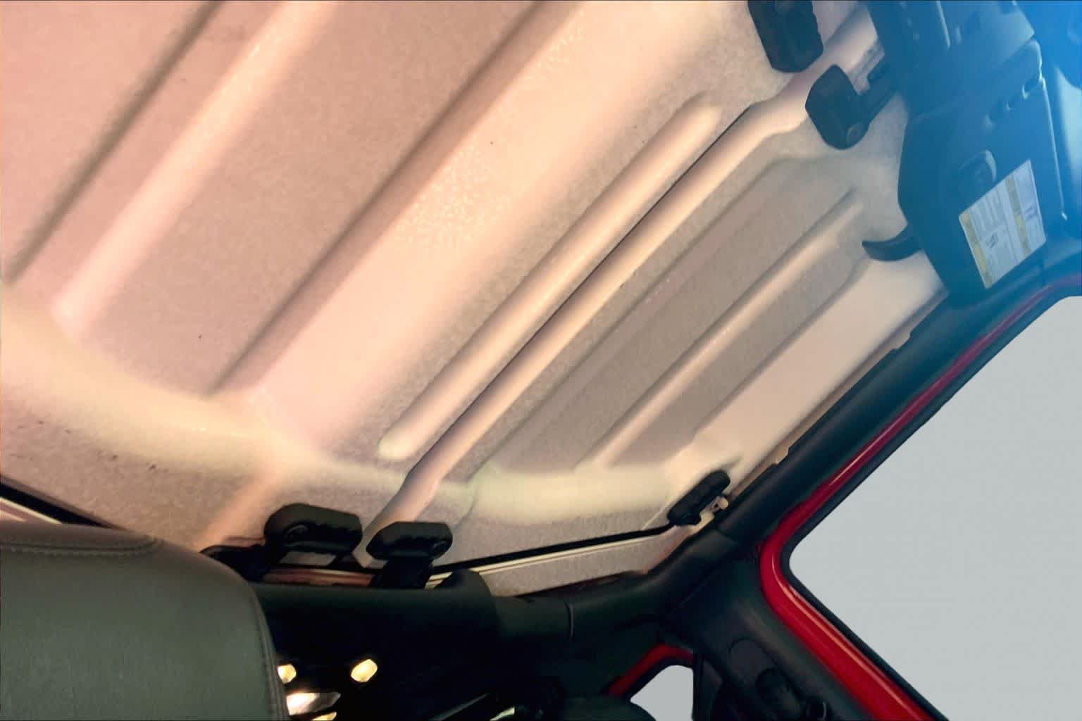 Used 2020 Firecracker Red Clearcoat Jeep Overland image 12