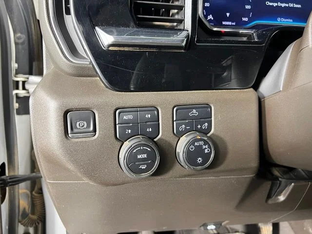 Used 2022 Silver Chevrolet LT image 18