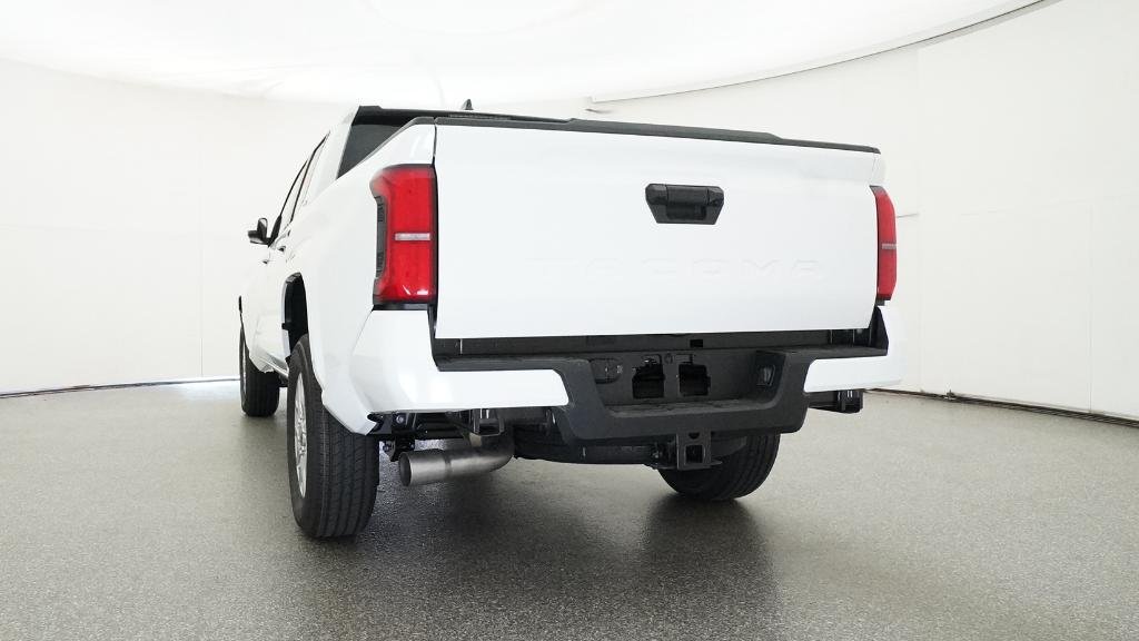 New 2026 White Toyota SR5 image 12