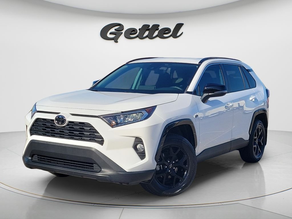 Used 2021 White Toyota XLE image 1