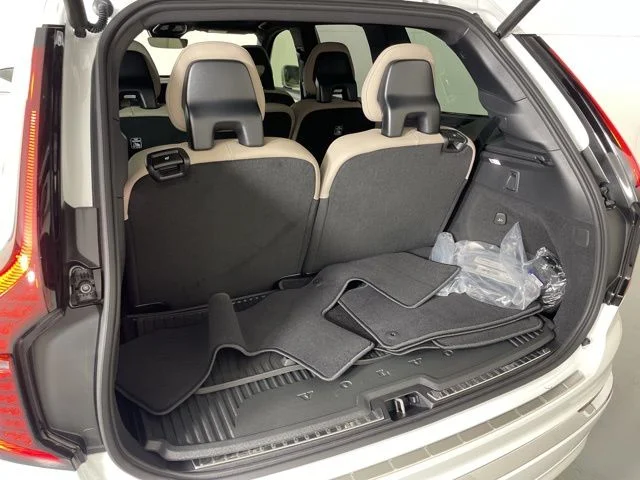 2026 Volvo XC90 Plus - Photo 40
