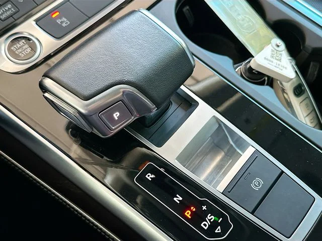 2023 Audi Q8 Premium Plus - Photo 17