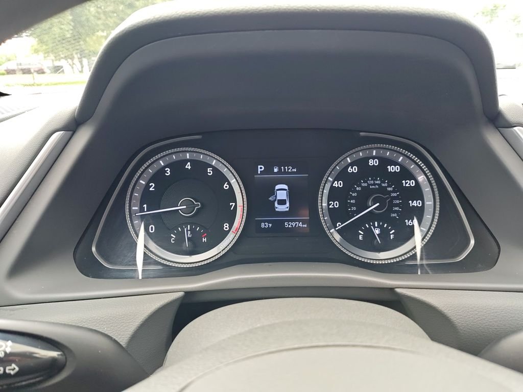 Used 2021 Black Hyundai SE image 18