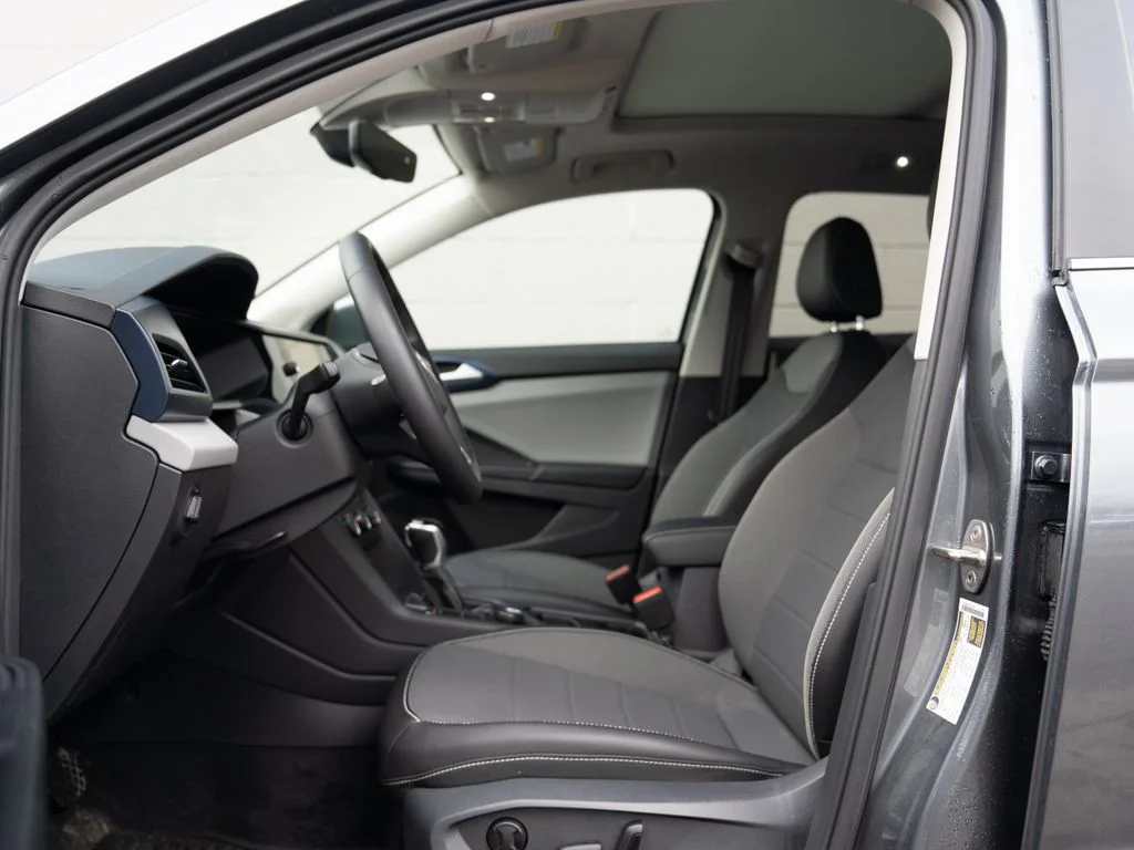 Used 2022 Gray Volkswagen 1.5T SE image 17