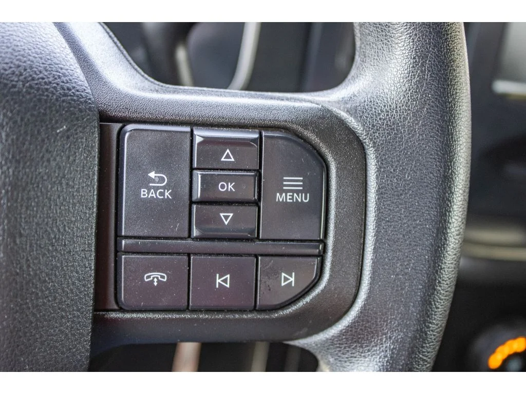 Used 2021 ICONIC SILVER METALLIC Ford XL image 34