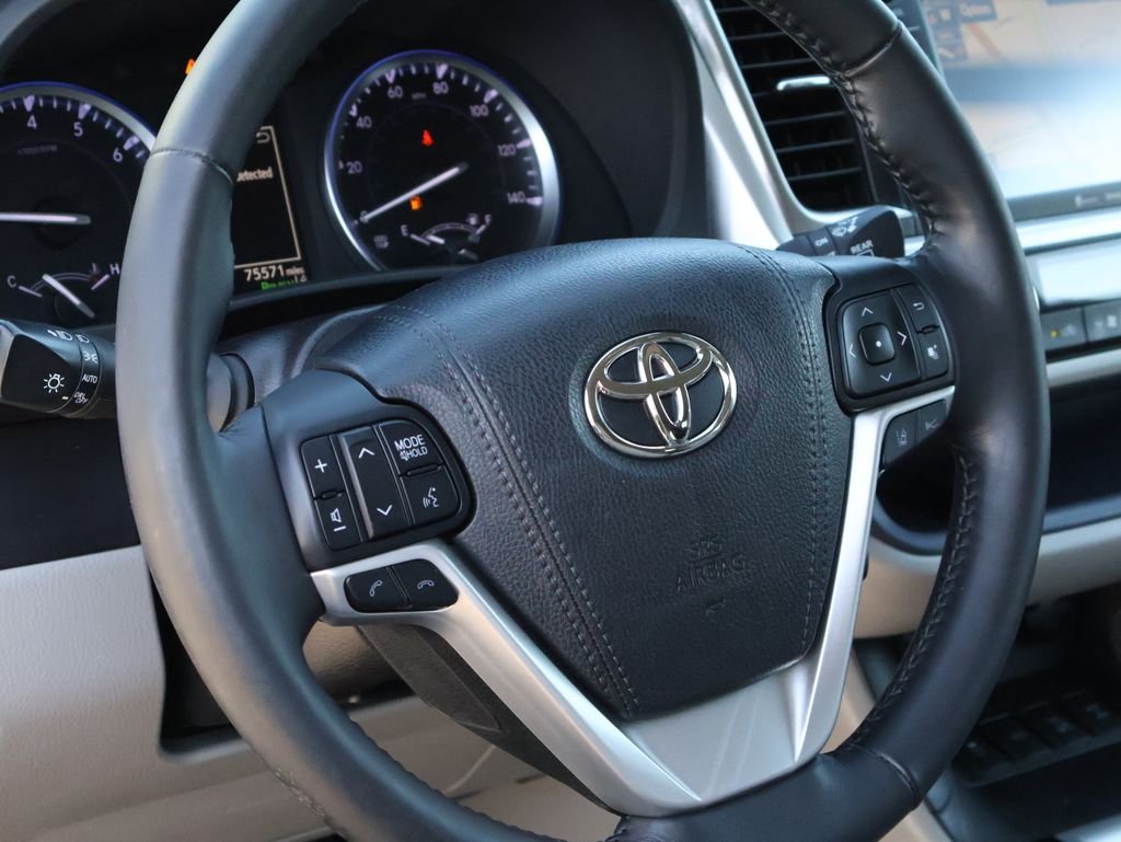 Used 2018 Silver Toyota Limited Platinum image 18
