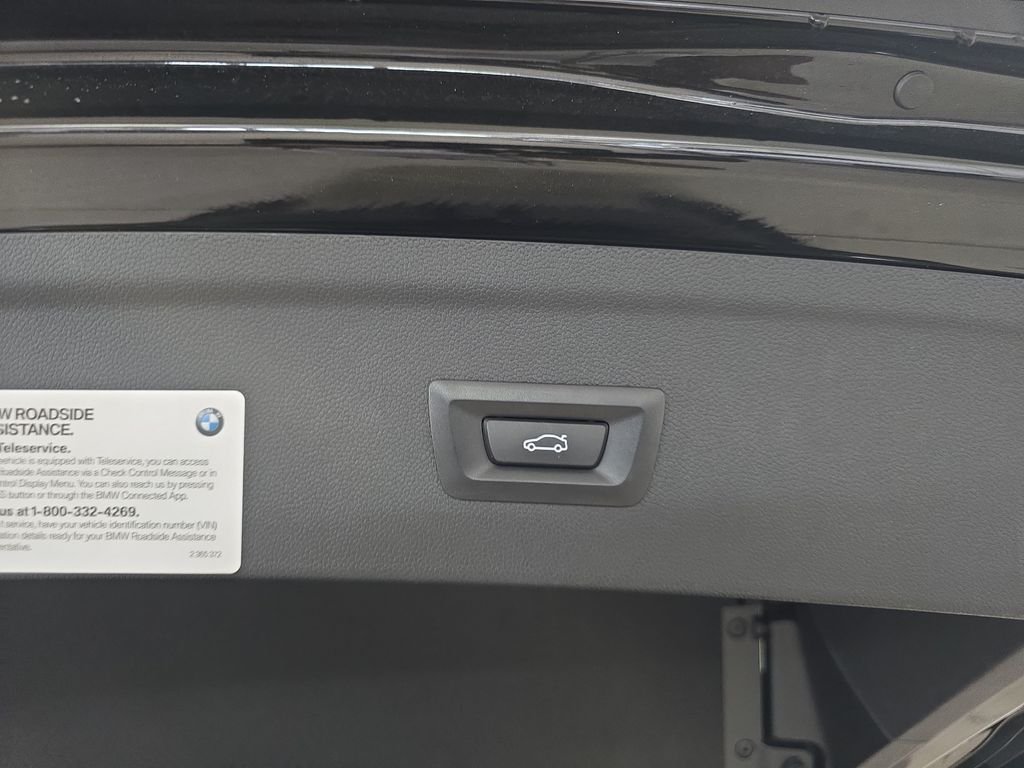 Certified Used 2024 Black Sapphire Metallic BMW xDrive50 image 31