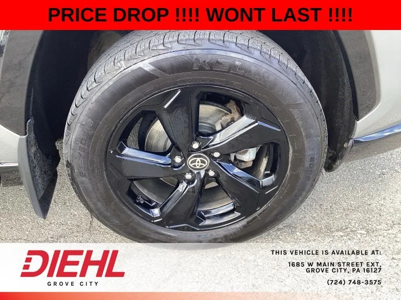 Used 2021 Silver Toyota XSE image 9
