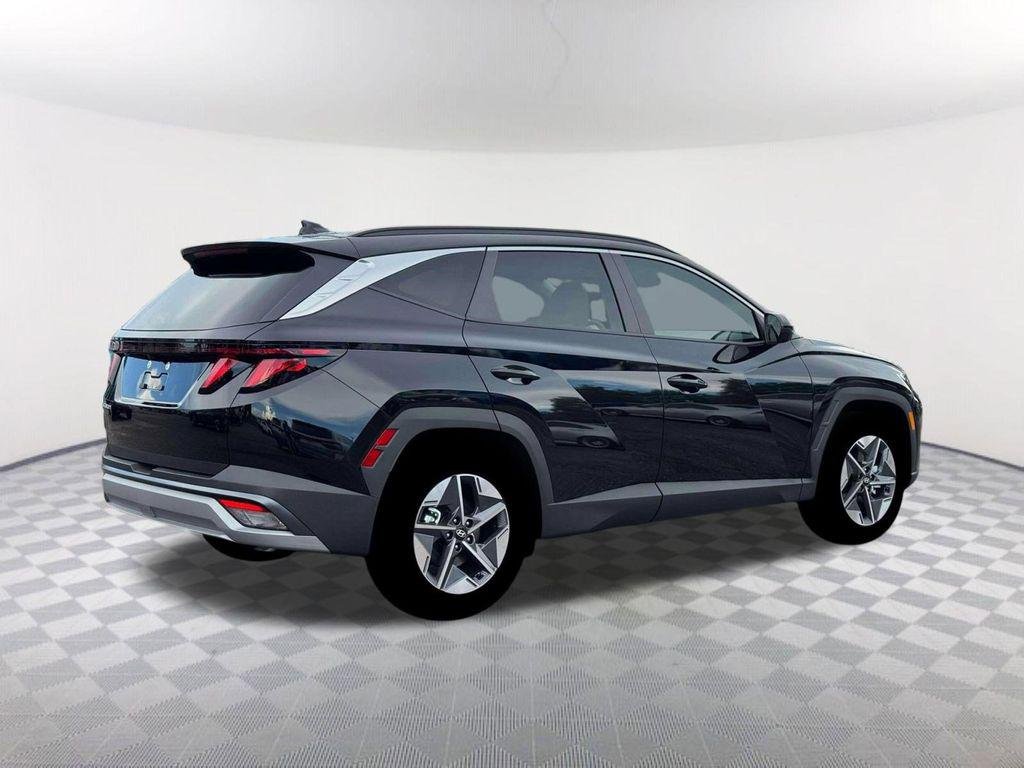 New 2026 Black Hyundai SEL FWD image 8