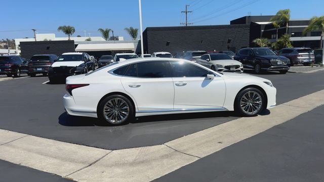 Used 2023 White Lexus 500 Base image 9