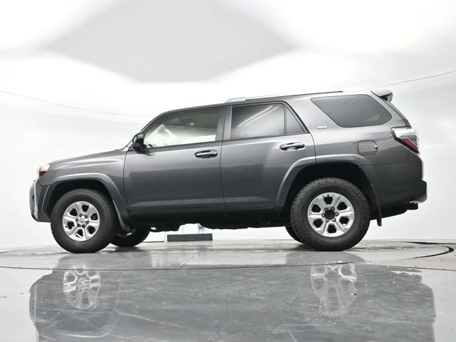 Used 2014 Magnetic Gray Met Toyota SR5 image 12