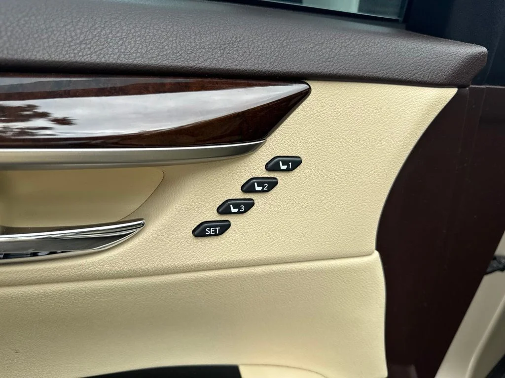 Used 2017 Beige Lexus 350 image 8