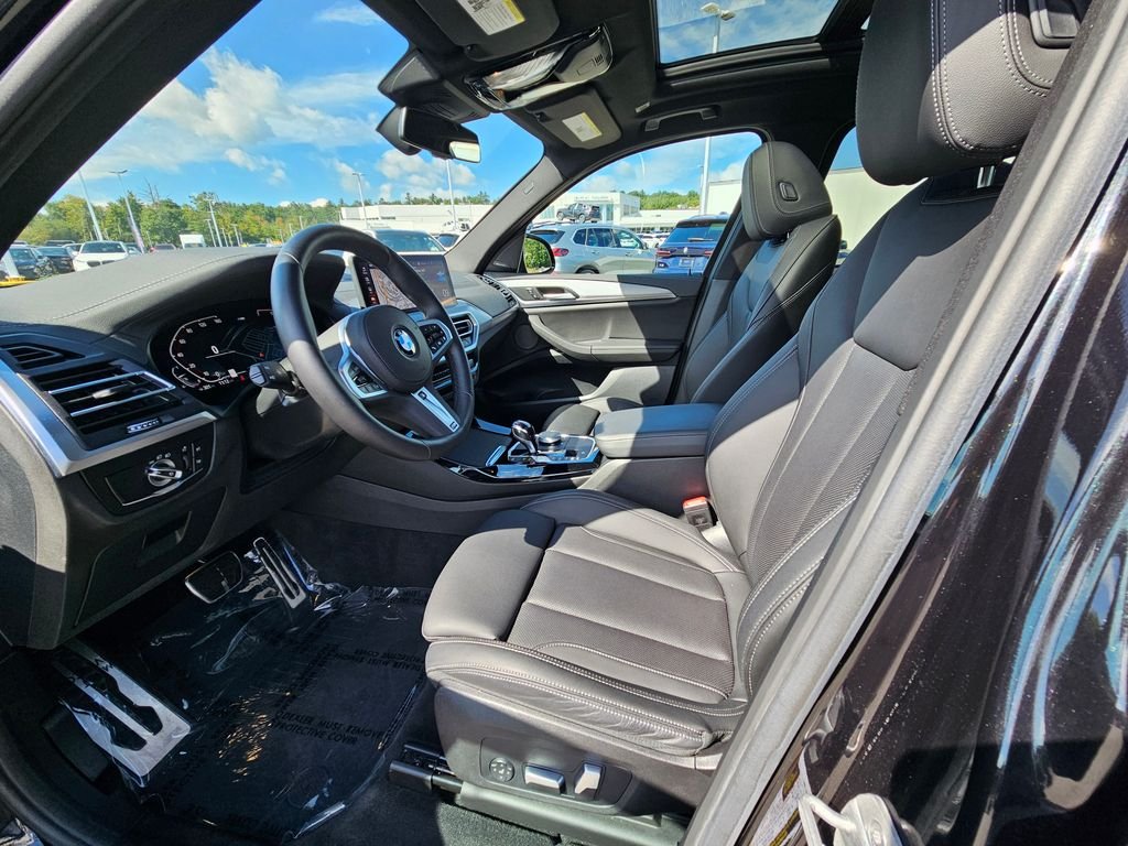 Certified Used 2023 Black Sapphire Metallic BMW xDrive30i image 13