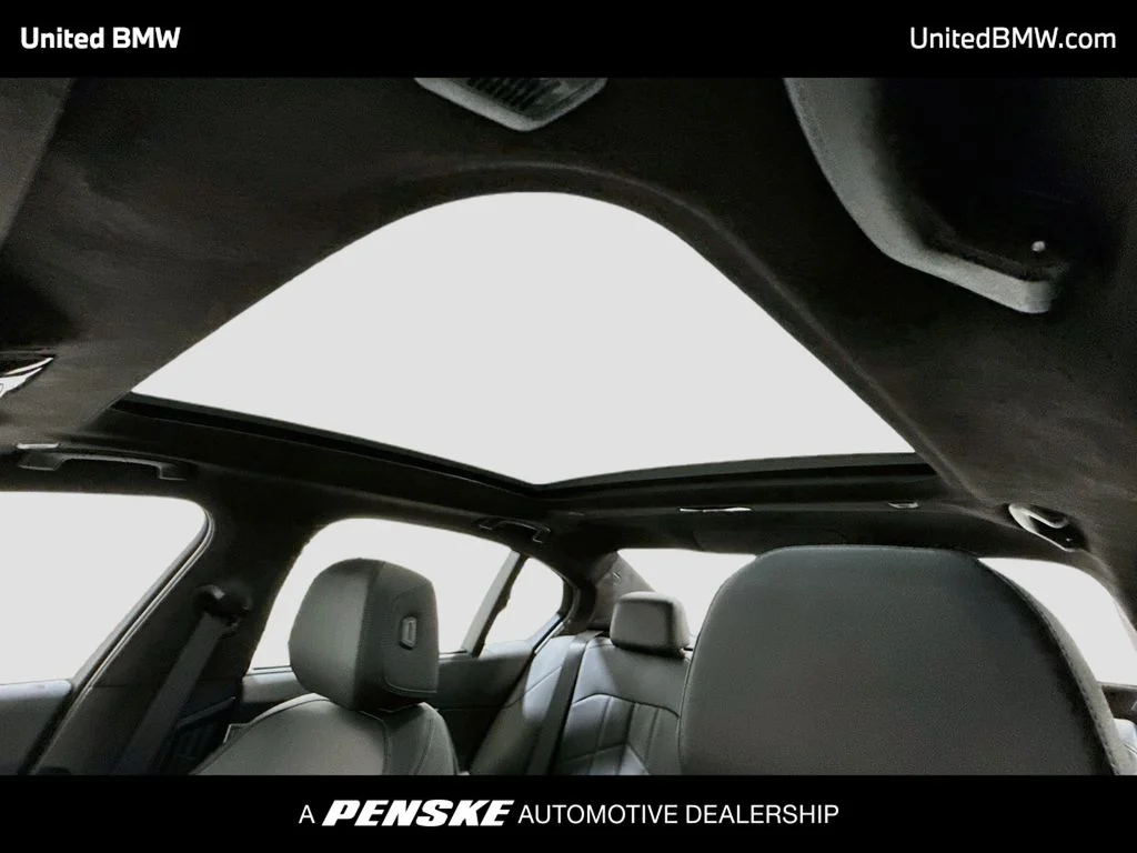 New 2027 Mineral White Metallic BMW xDrive40 image 12