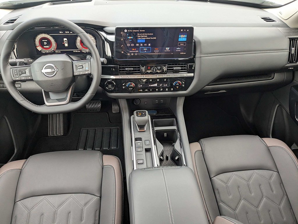New 2026 Everest White Pearl TriCoat / Super Black Two-tone Nissan Platinum image 17