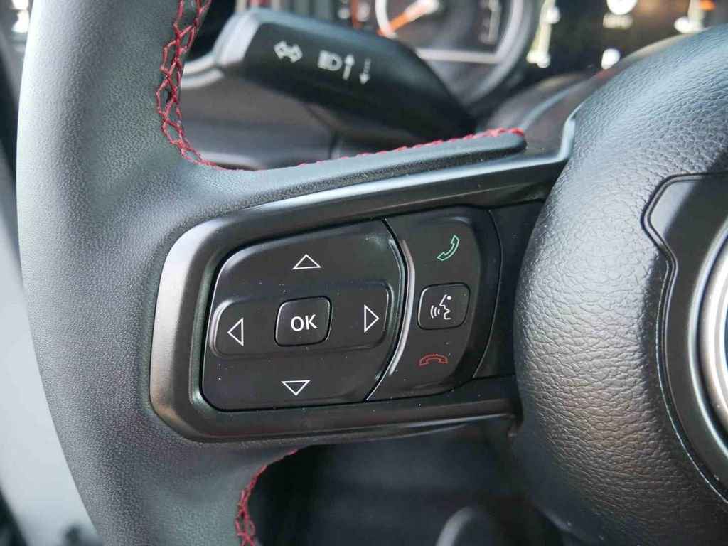 Used 2024 Silver Jeep Rubicon image 41