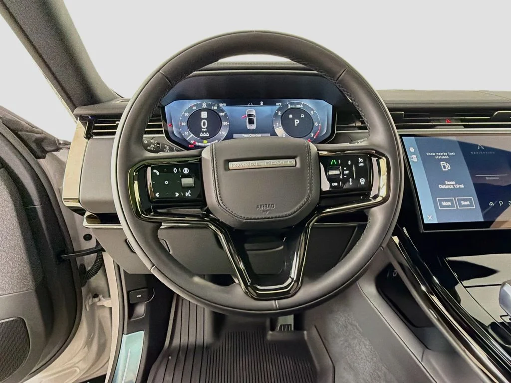 New 2026 Borasco Grey Land Rover Dynamic SE image 11