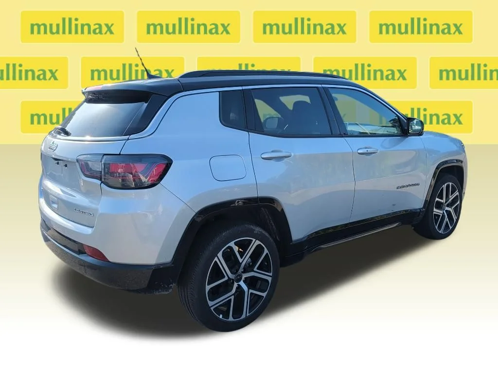 Used 2025 Silver Jeep Limited image 6
