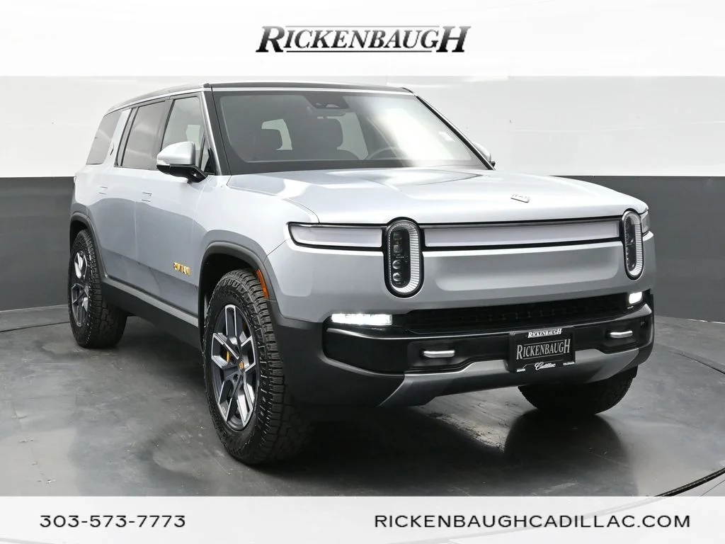 2023 Rivian R1S