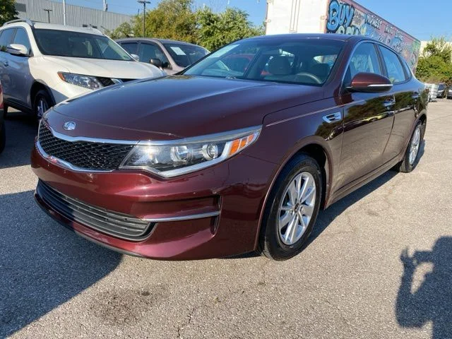 Used 2016 Purple Kia LX image 3