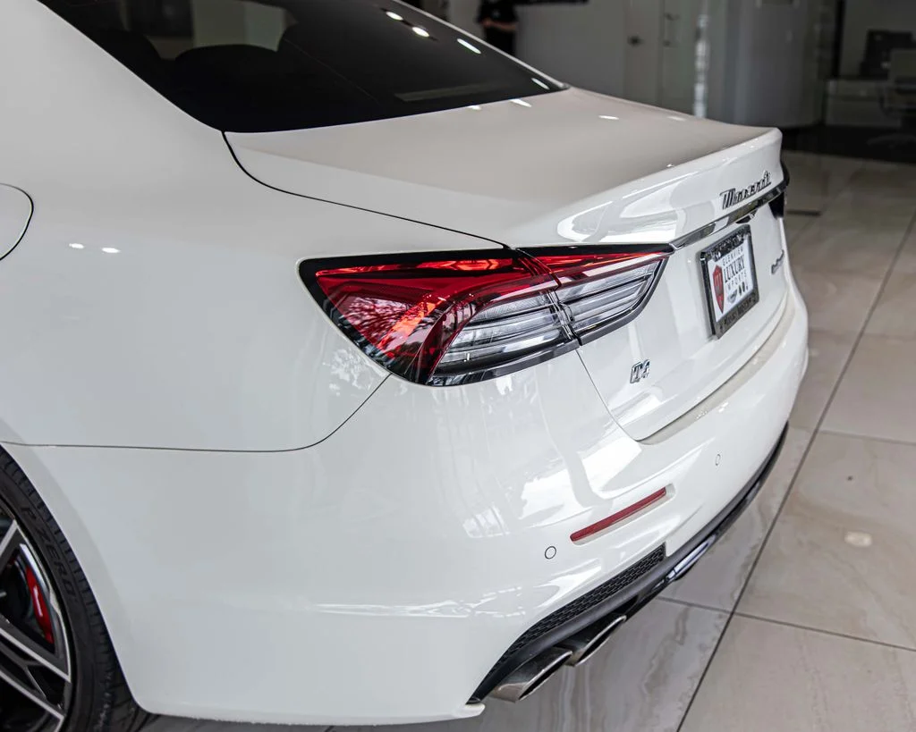 Used 2023 White Maserati Modena Q4 image 14