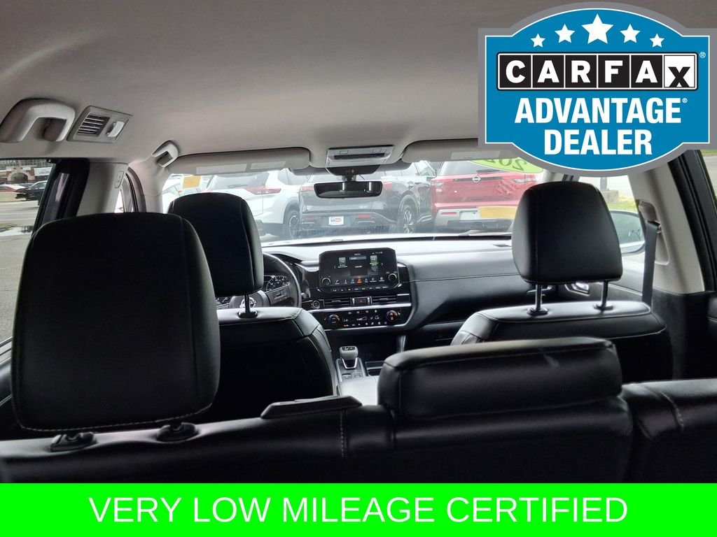 Used 2024 Gray Nissan SL image 11