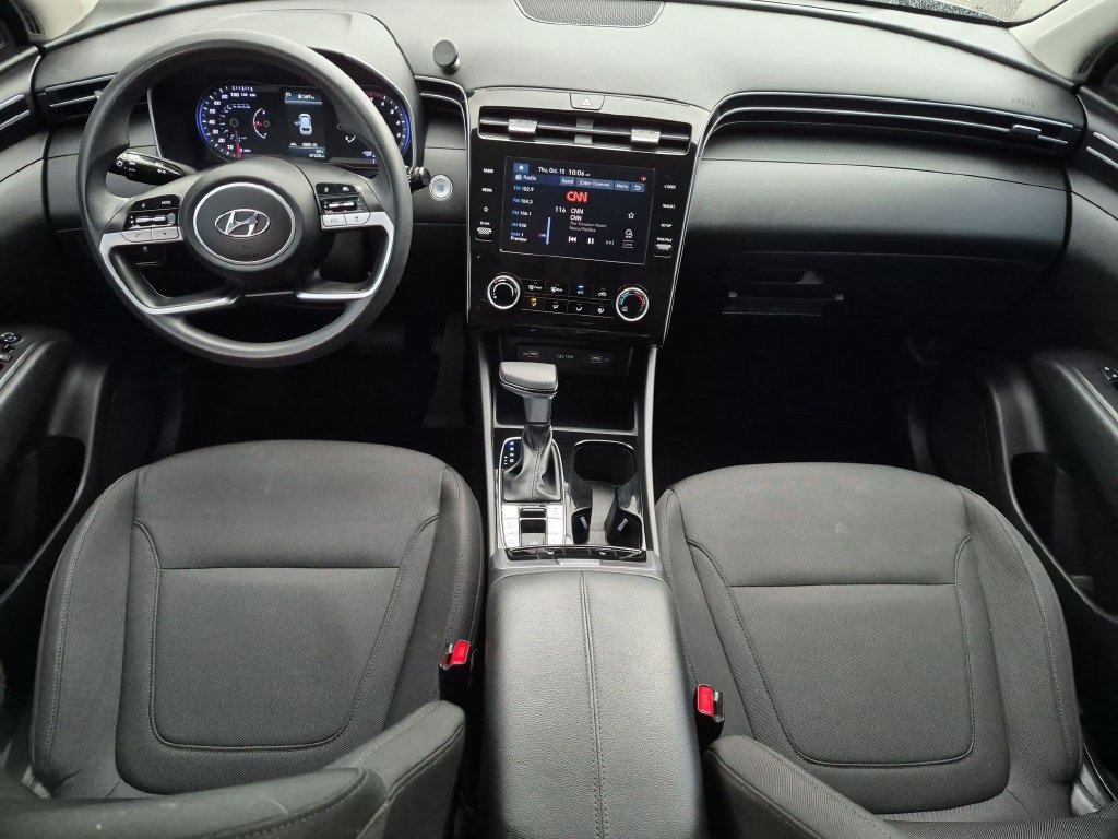 Used 2022 Silver Hyundai SEL image 24