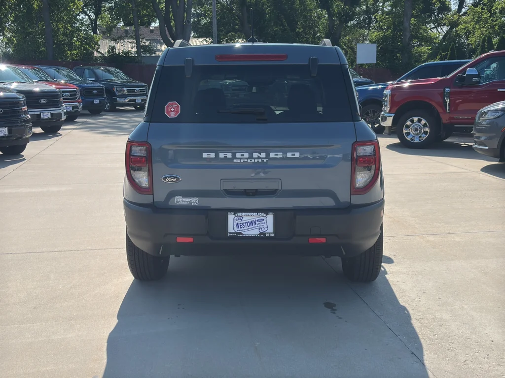 Used 2024 Azure Gray Metallic Ford Big Bend image 7