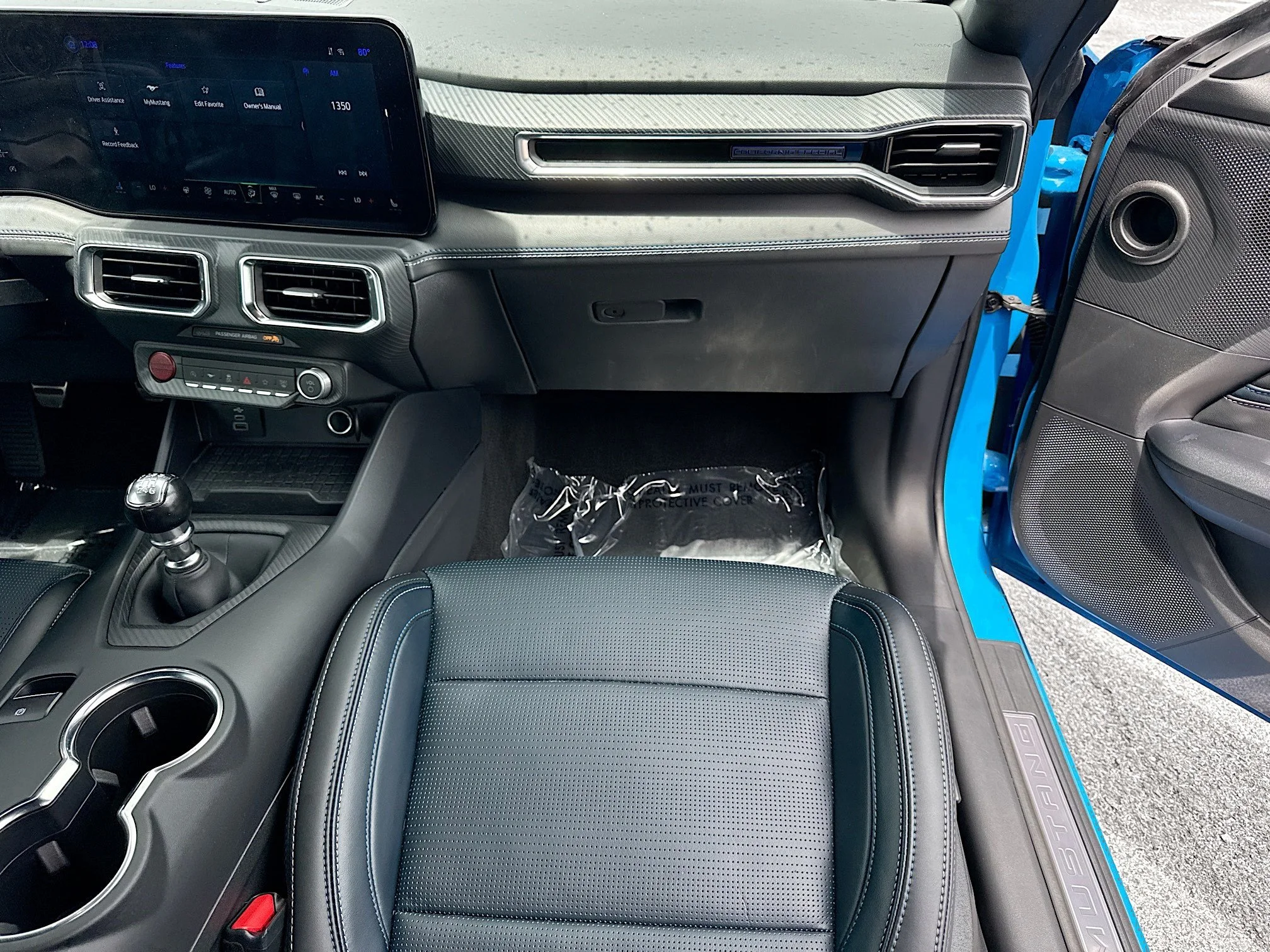 Used 2024 Grabber Blue Metallic Ford GT Premium image 17