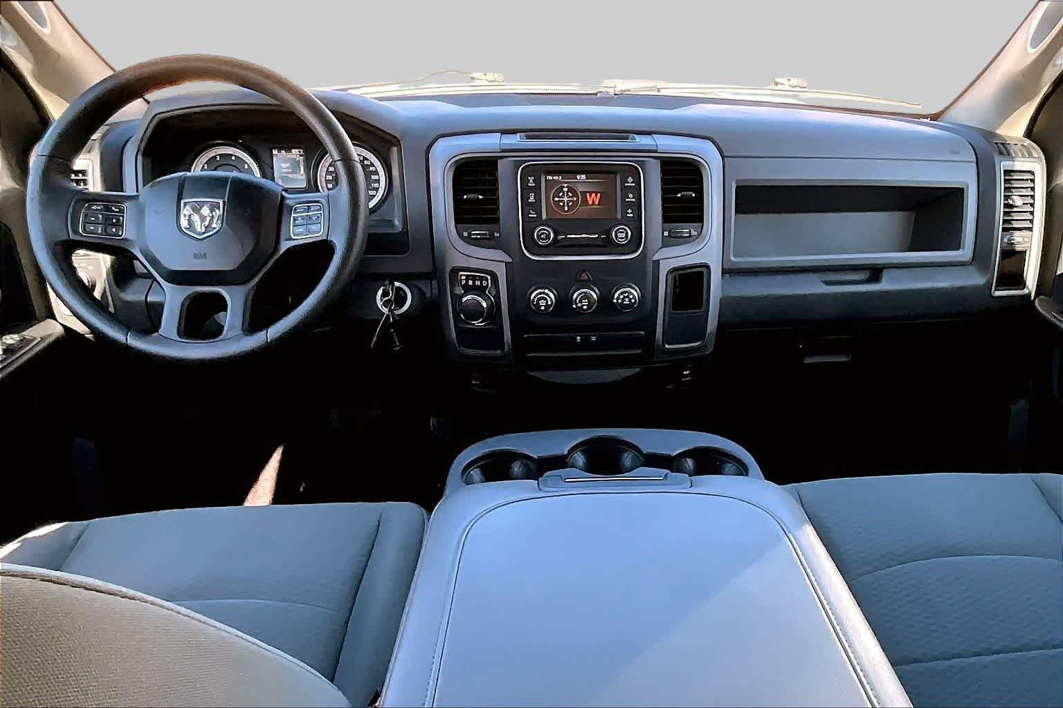 Used 2015 Bright White Clearcoat Ram Express image 15