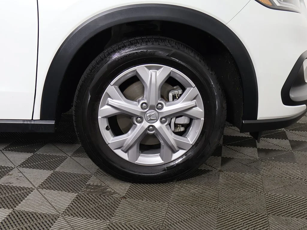 Certified Used 2024 Platinum White Pearl Honda LX image 18