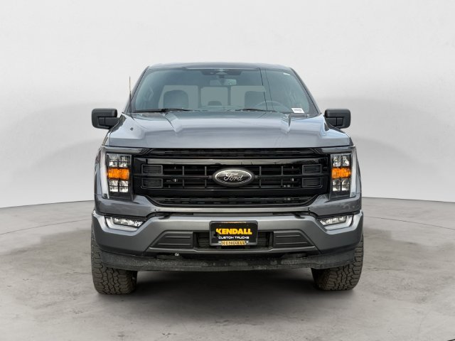 Used 2023 Gray Ford XLT image 3