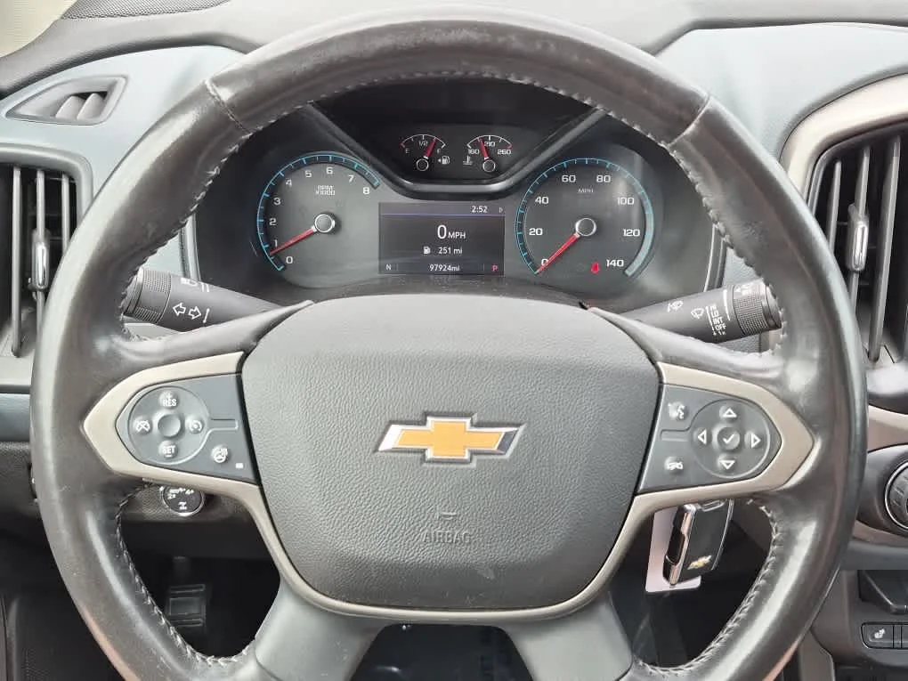Used 2020 Crush Chevrolet 4WD Z71 image 15