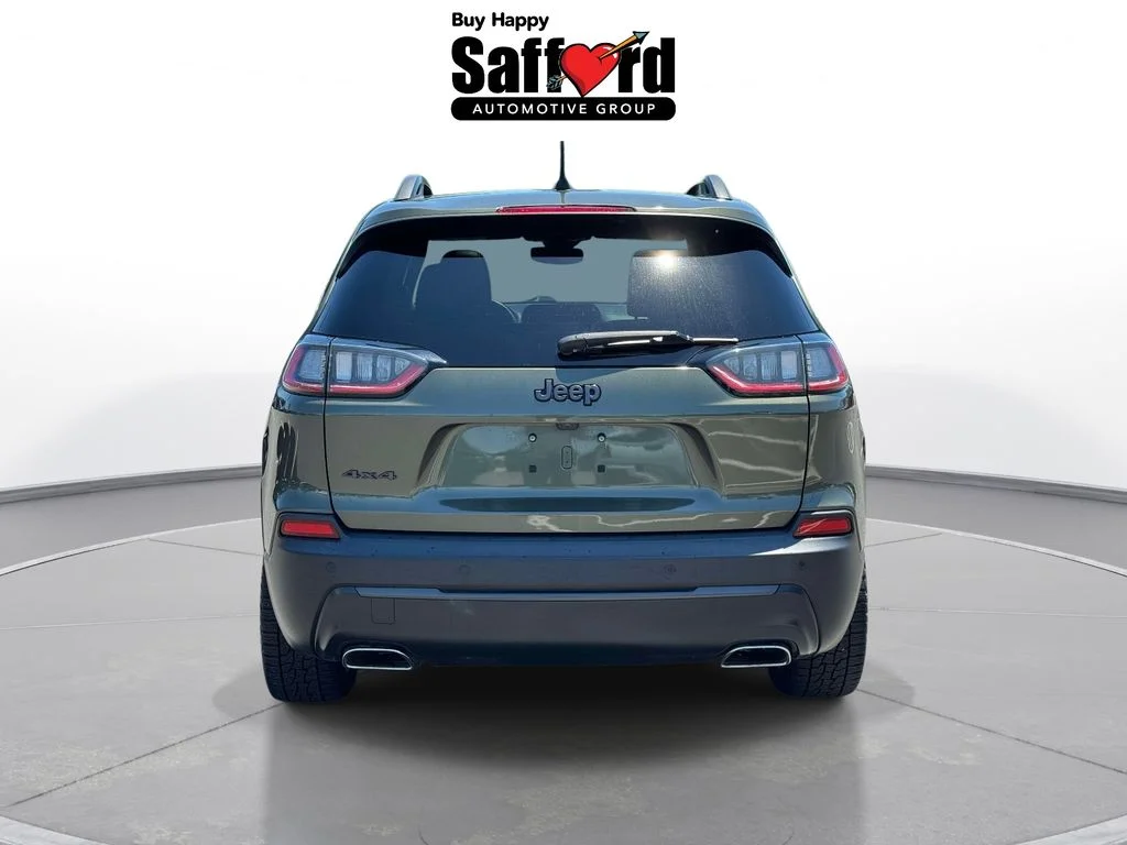 Used 2021 Green Jeep Latitude Lux image 7