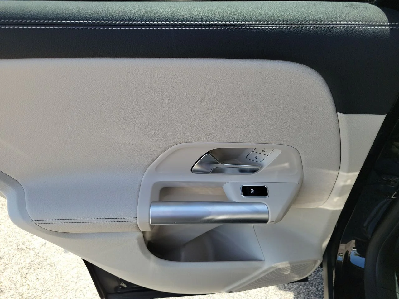 Certified Used 2023 Black Mercedes-Benz GLA 250 image 10