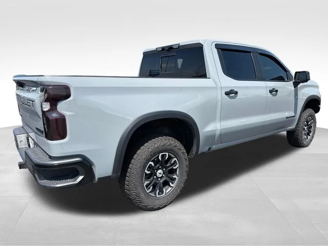 Used 2024 Slate Gray Metallic Chevrolet ZR2 image 7