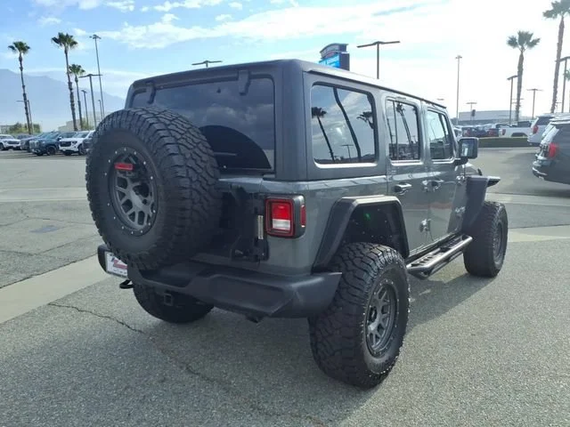 Used 2020 Sting-gray Clea Jeep Sport S image 4