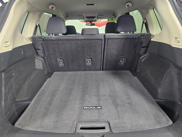 Used 2023 Gun Metallic Nissan SV image 30