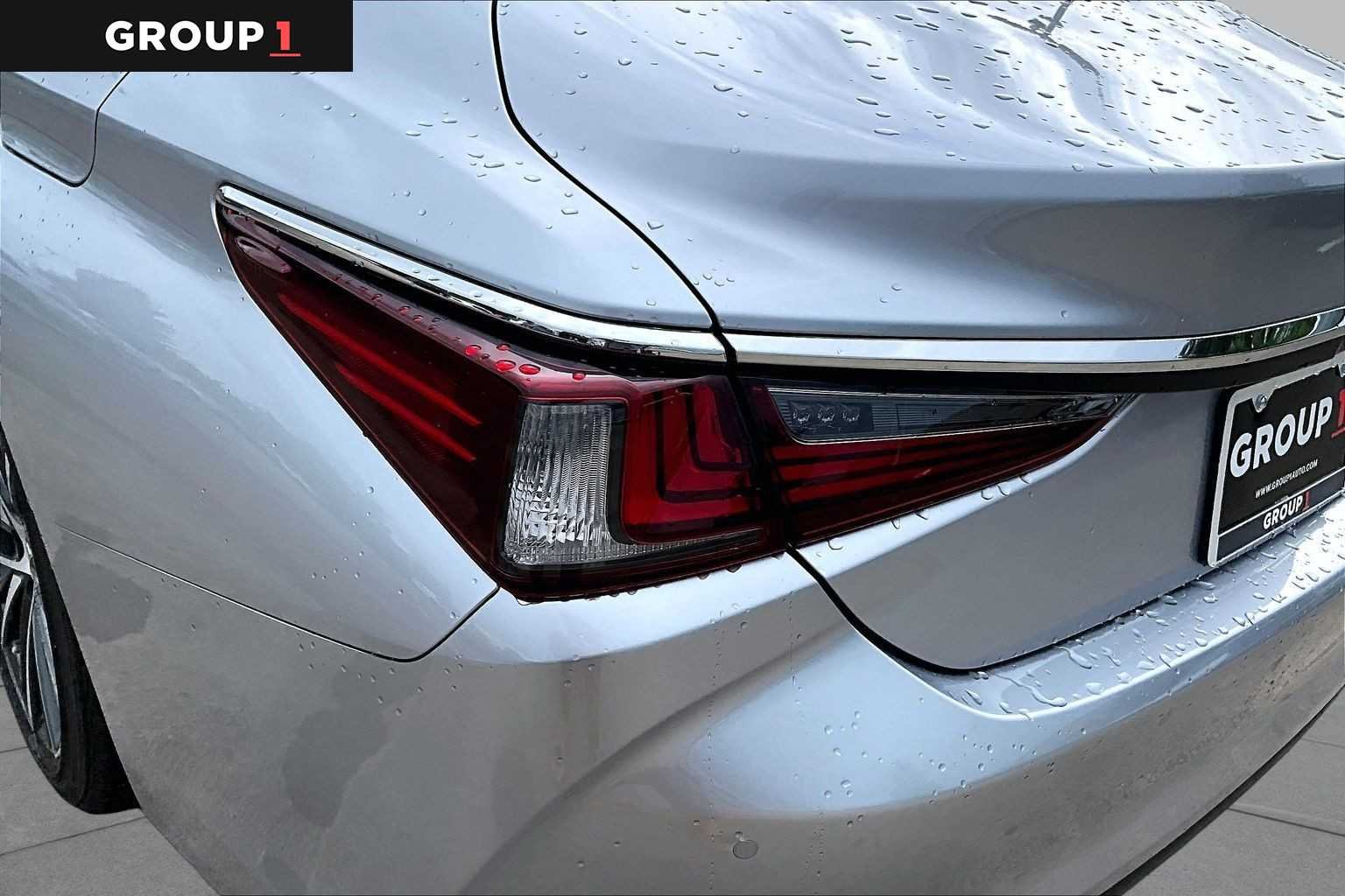 Used 2025 Iridium Lexus  image 26