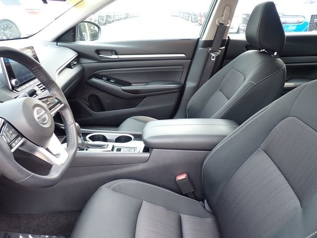 Used 2021 Gray Nissan 2.5 SV image 13