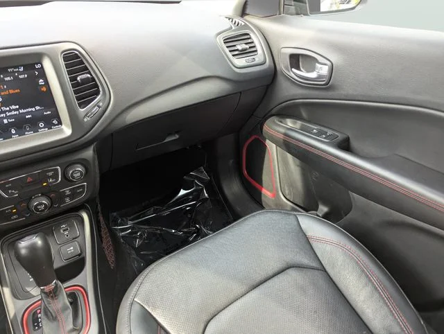 Used 2021 Green Jeep Trailhawk image 15