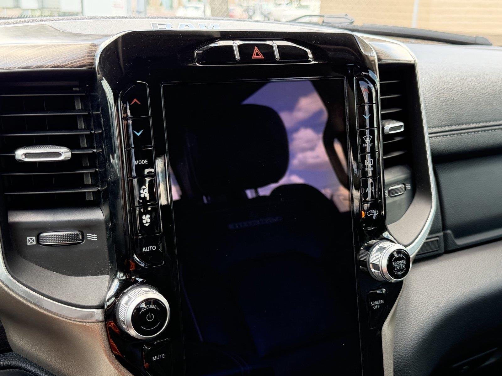 Used 2020 Patriot Blue Pearlcoat Ram Laramie image 23