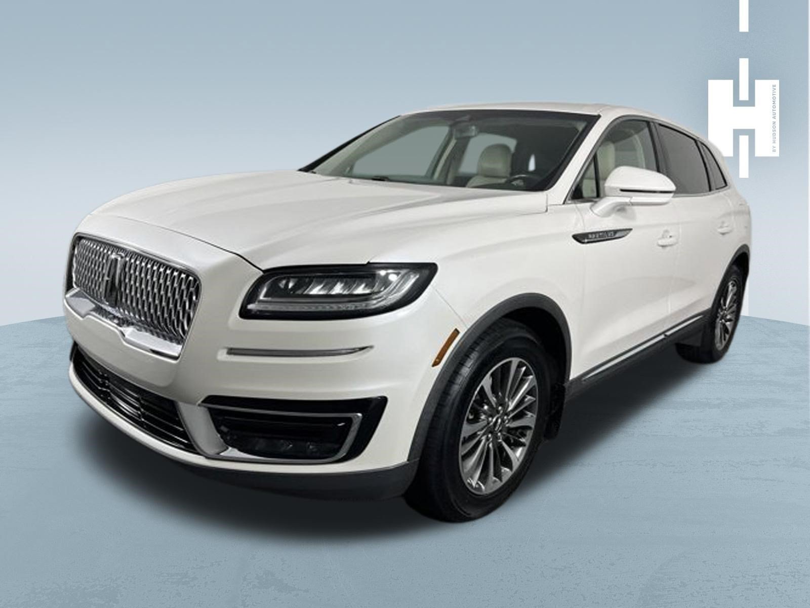 Used 2019 White Platinum Clearcoat Metallic Lincoln Select image 3