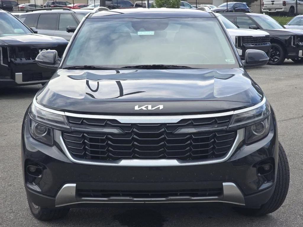 Used 2024 Black Kia EX image 11