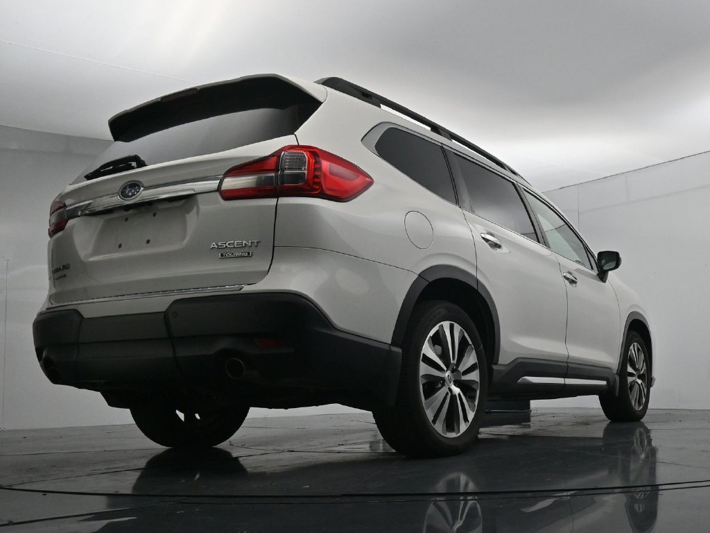 Used 2022 White Subaru Touring image 22