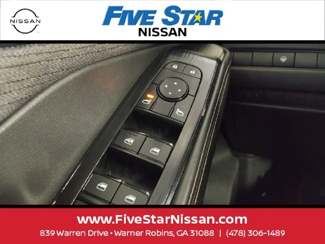 Used 2022 Blue Nissan SV image 22