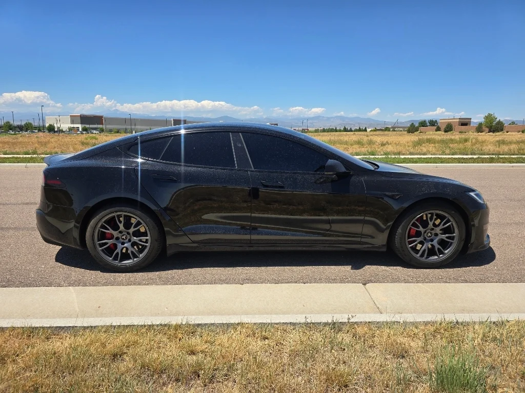 Used 2023 BLACK Tesla Plaid image 6