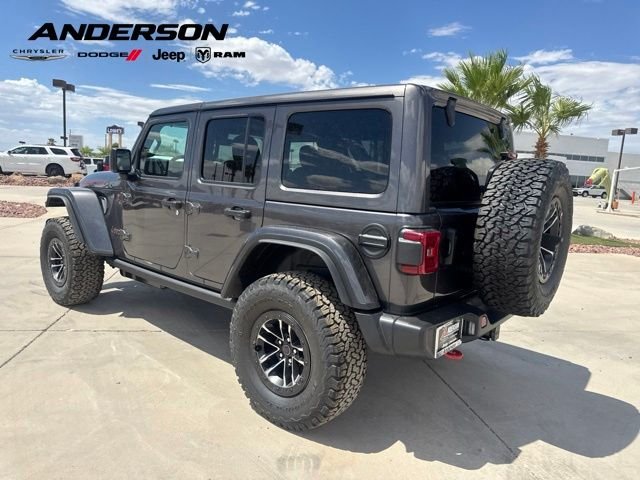 New 2026 Granite Crystal Metallic Clearcoat Jeep Rubicon image 3