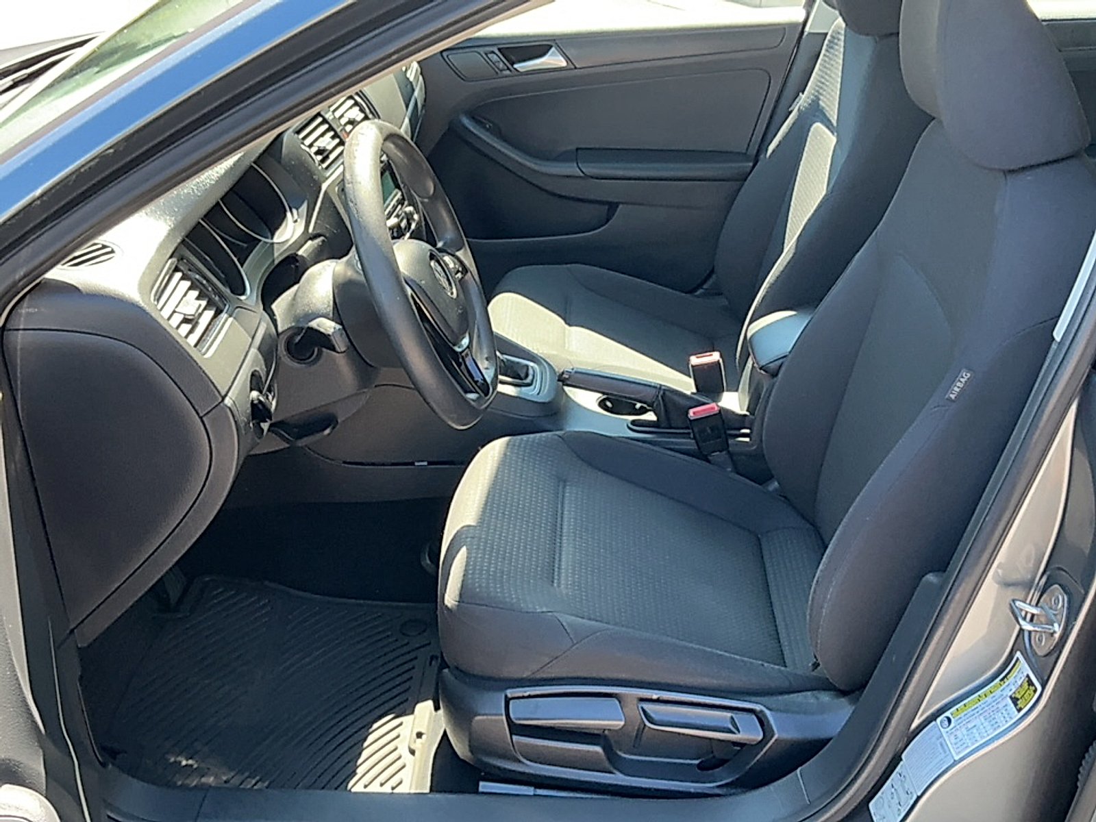 Used 2015 Platinum Gray Metallic Volkswagen 2.0L S image 12